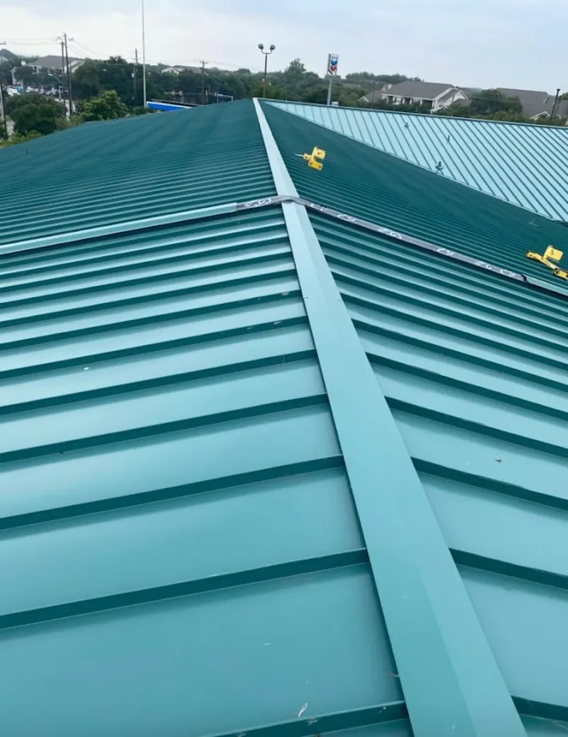 Green commercial metal roof ridge and valley for Metal Roof Repair in Wailuku
